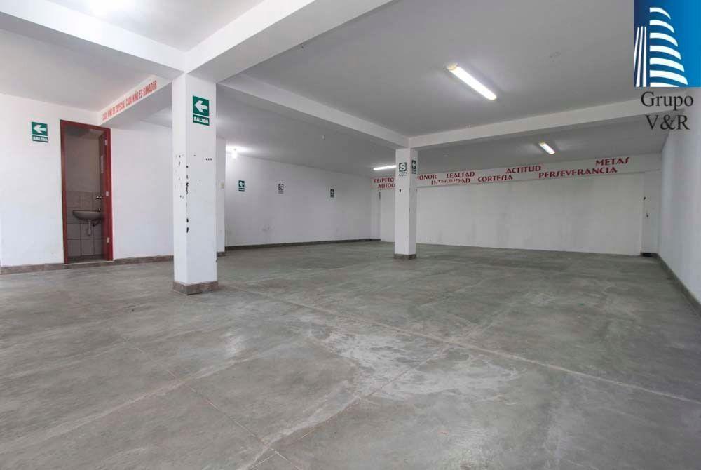 Local y/o oficina en 3er piso a 1 cdra de Plaza San Miguel RH