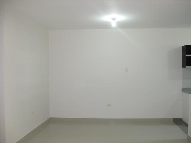 Departamento Urb. El Valle 105 m2 listo para vivir 3er. piso