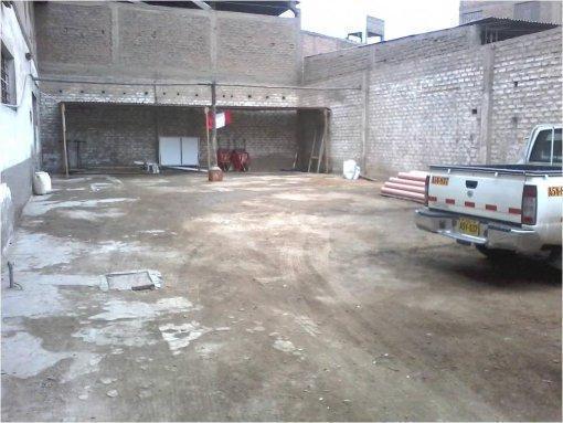 TERRENO SANTA ANITA 420 M2 PARA COLEGIO O ACADEMIA deposito almacen $1,600 M2 . CEL 997599628