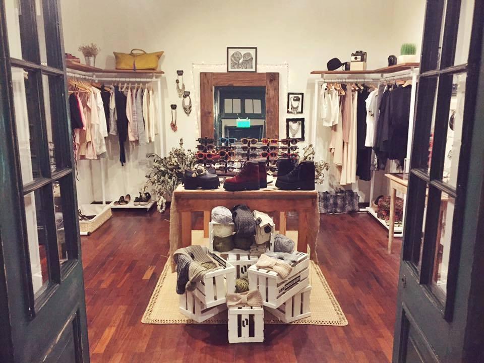 Vendo/Traspaso Negocio para Tienda/Boutique de Ropa en Miraflores con 2 estacinamiento incluidos