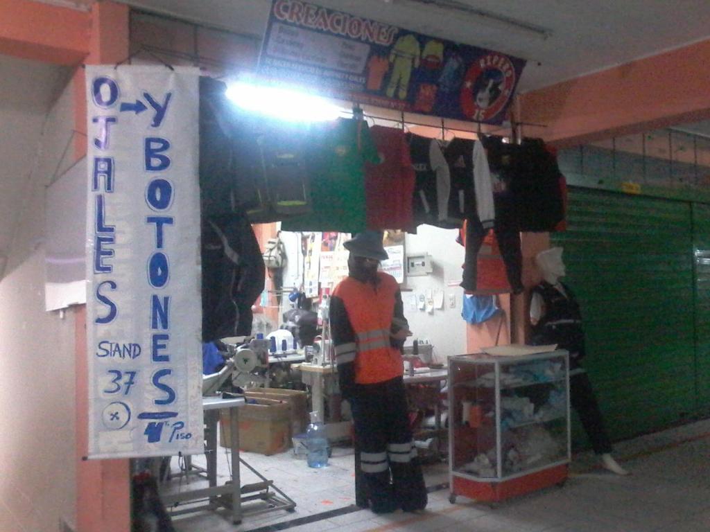 En venta local comercial stand N. 37 en Gamarra Huanca 4to piso 16m2