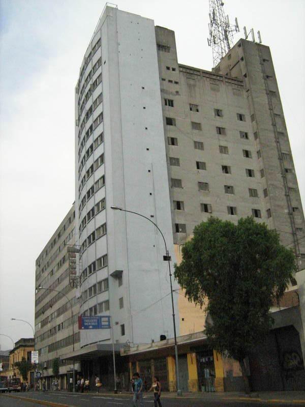 Edificio de 15 pisos para hotel, ex Radio Reloj, Cercado de