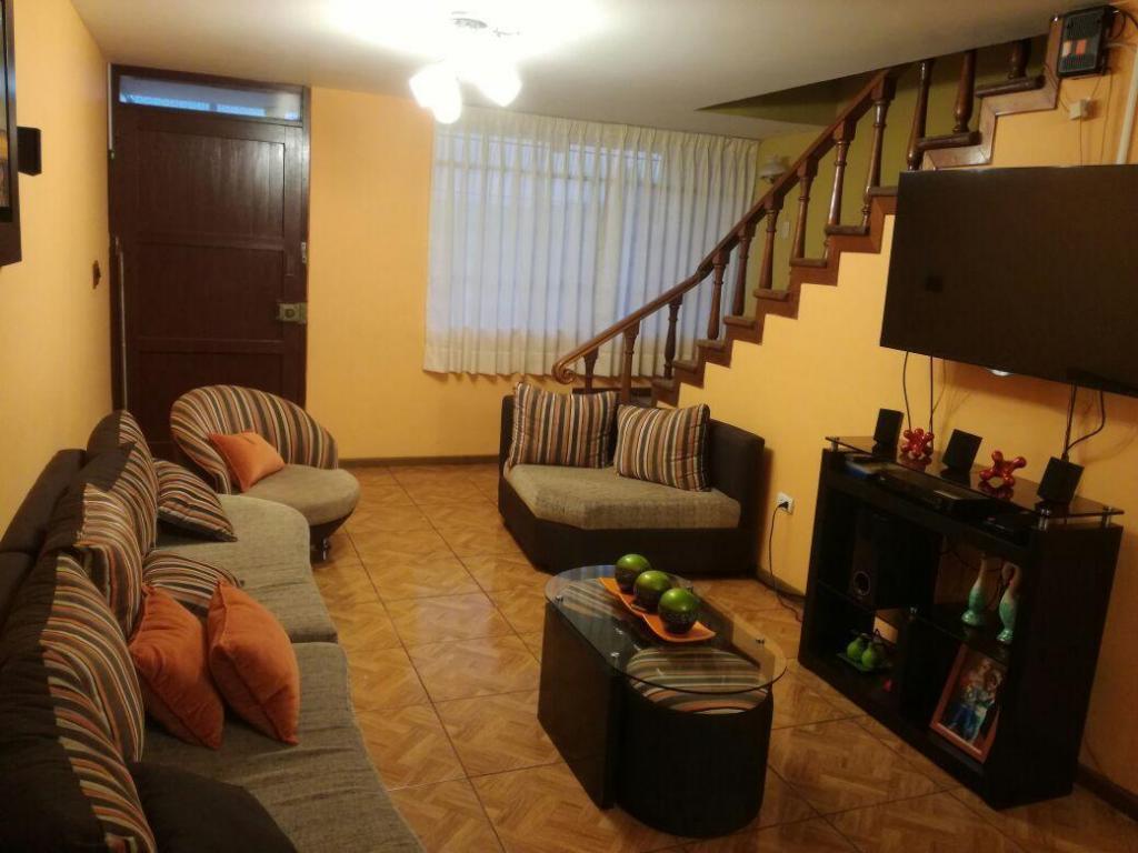 Linda casa, 2 pisos, 2 cocheras, 1 minidepartamento, San Miguel