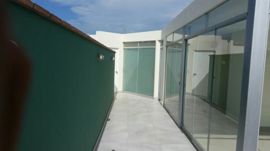 Alquimer de Dpto Duplex con Cochera