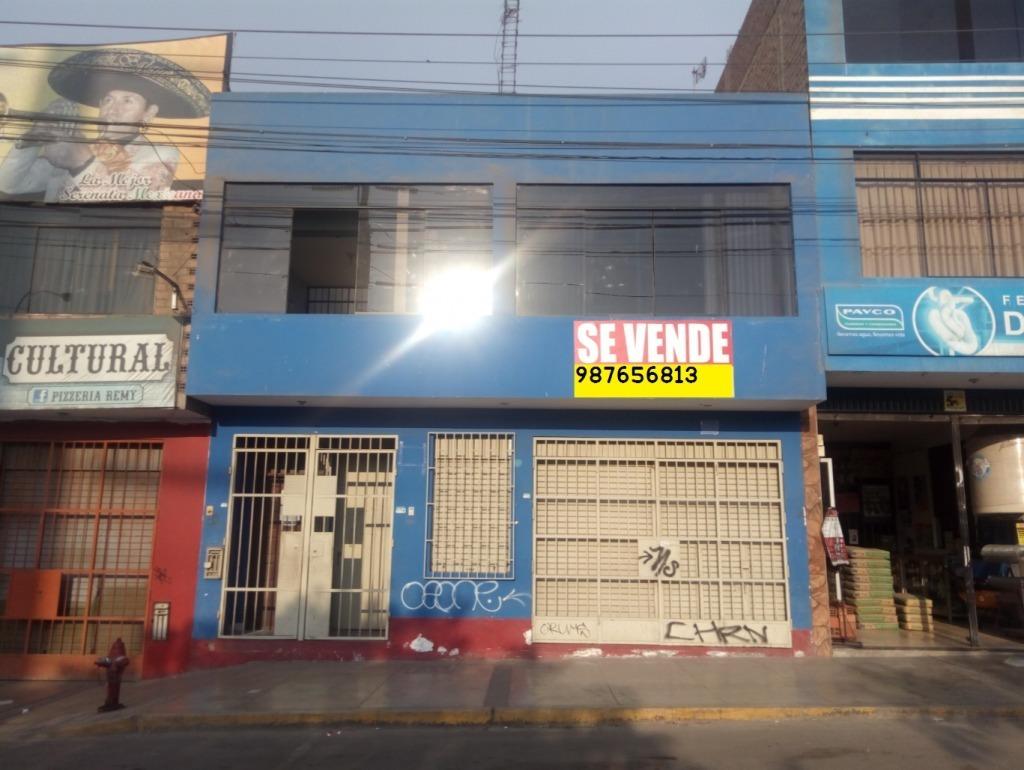Venta de local comercial de 2 pisos en Los Olivos, frente a Universitaria