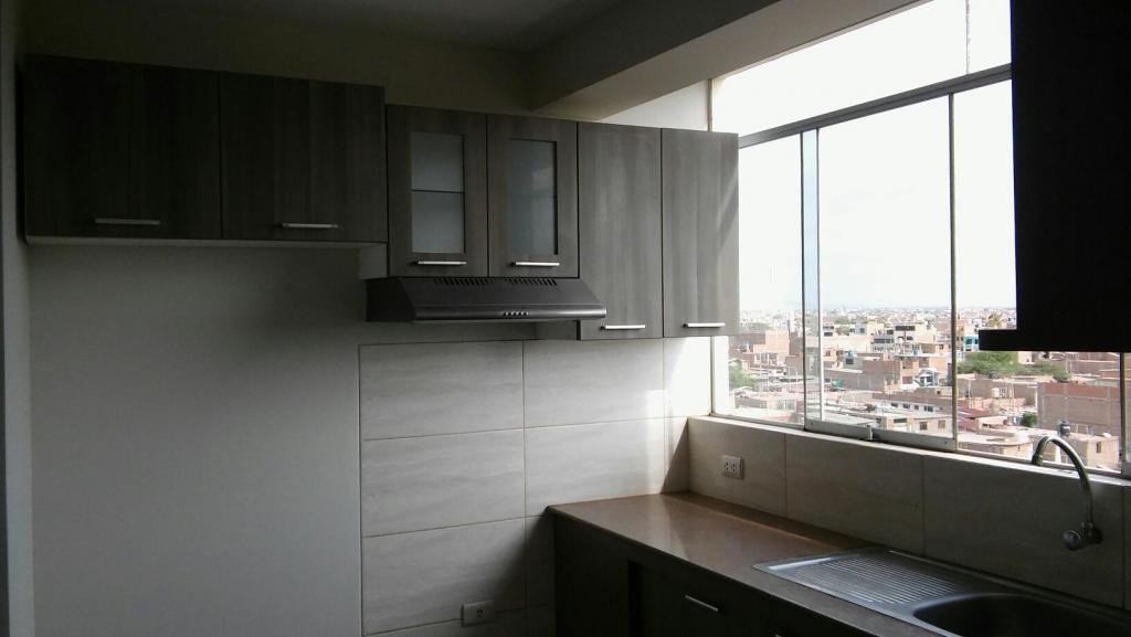 ALQUILO DEPARTAMENTO POR LA CLINICA JUAN PABLO 7MO PISO ASCENSOR