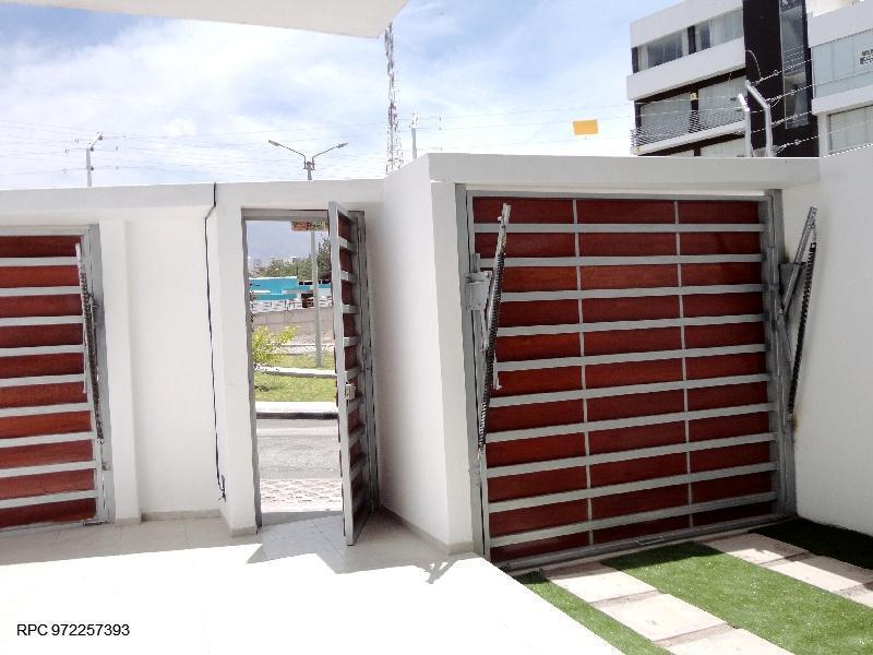 CAYMA Oferta departamento en 1er. piso de estreno con cochera y frente a parque