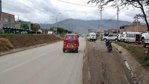EN VENTA INMUEBLE COMERCIAL UBICADO EN LA MISMA CARRETERA CENTRAL CAYHUAYNA