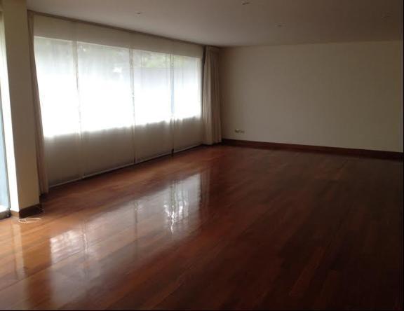 Alquiler departamento en San Borja Chacarilla US$ 2,200 Con 3 dormitorios, 4 cocheras, de 350 m2 Sin muebles