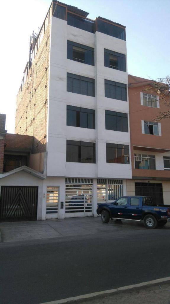 Alquiler Departamento Av. Carabayllo Nro. 487 3er piso Urb. San Eulogio 2da. Etapa