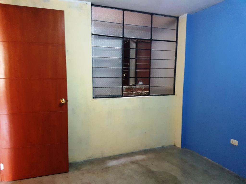 REMATO CASA NUEVA DE TRES PISOS AZOTEA COCHERA 280M2