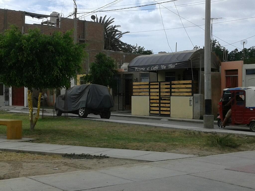 Los Portales Casa en Urb Sol de  Frente a Parque Al Costado de Residencial San Carlos