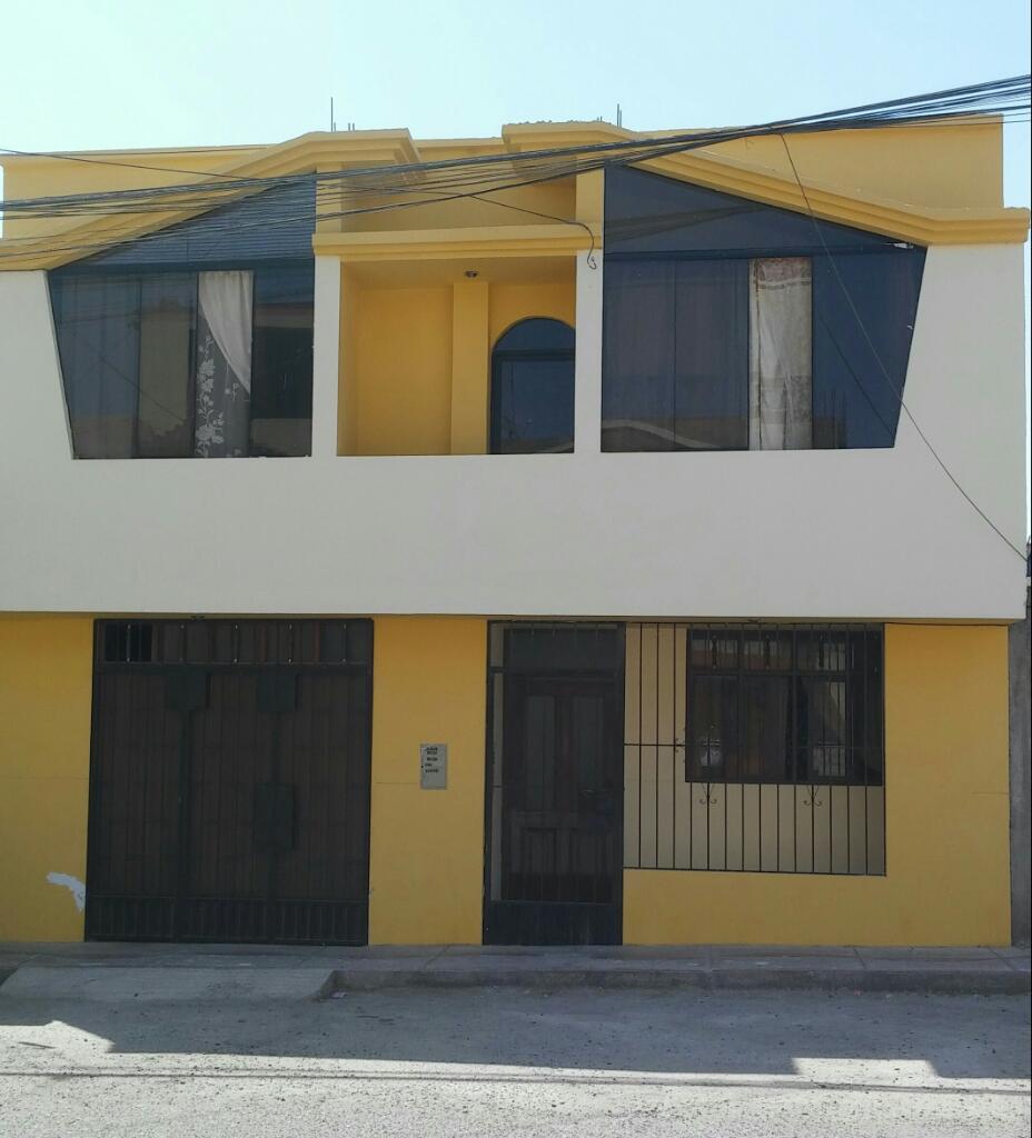 Vendo Casa Dos Pisos con Decl