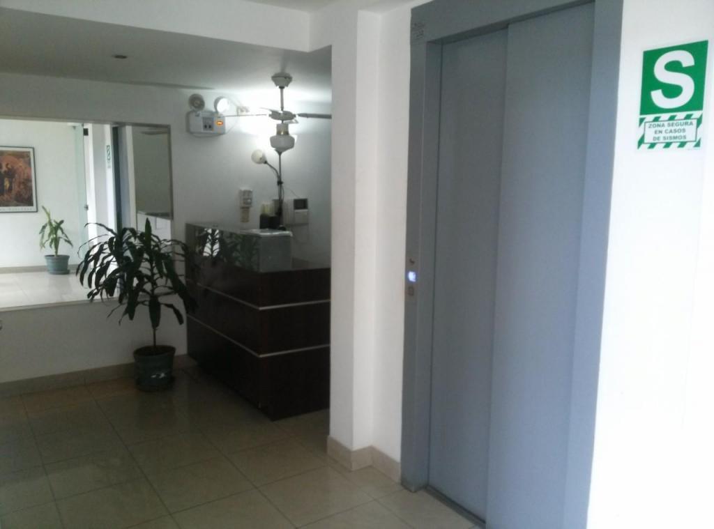 SURCO VENDO DEPARTAMENTO 127 M2 TAMBUMACHAY CDRA 2 MONTERRICO