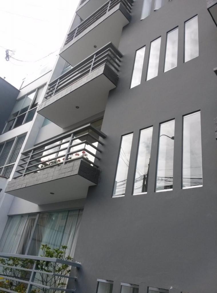 SURCO VENDO DEPARTAMENTO 127 M2 TAMBUMACHAY CDRA 2 MONTERRICO