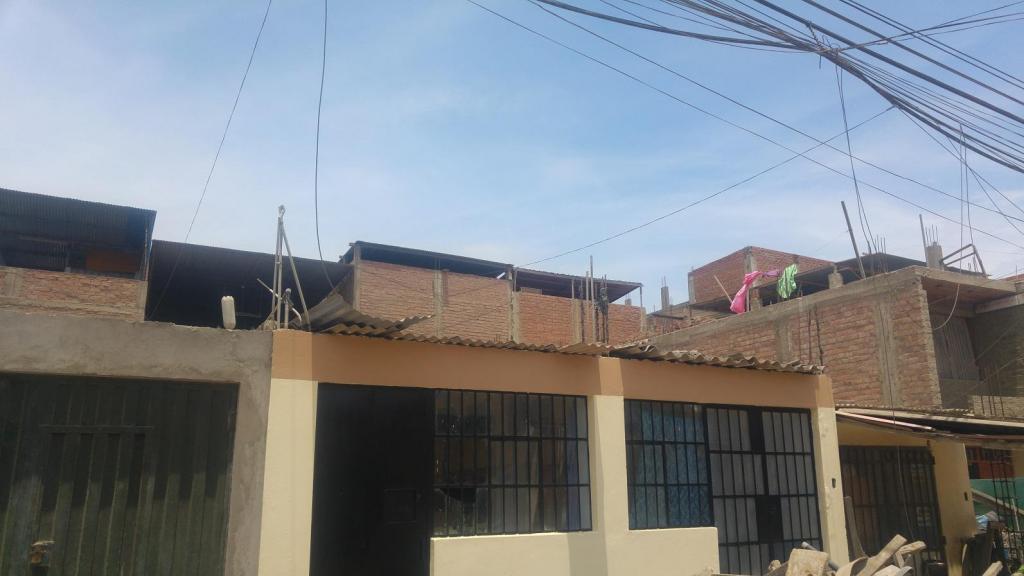 VENDO CASA DE OCASION 108 m2 sc 2 barrio 1 pachacamac