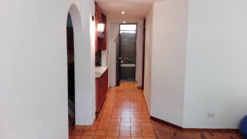 VENTA ACOGEDOR DEPARTAMENTO MAGDALENA LIMITE CON SAN ISIDRO