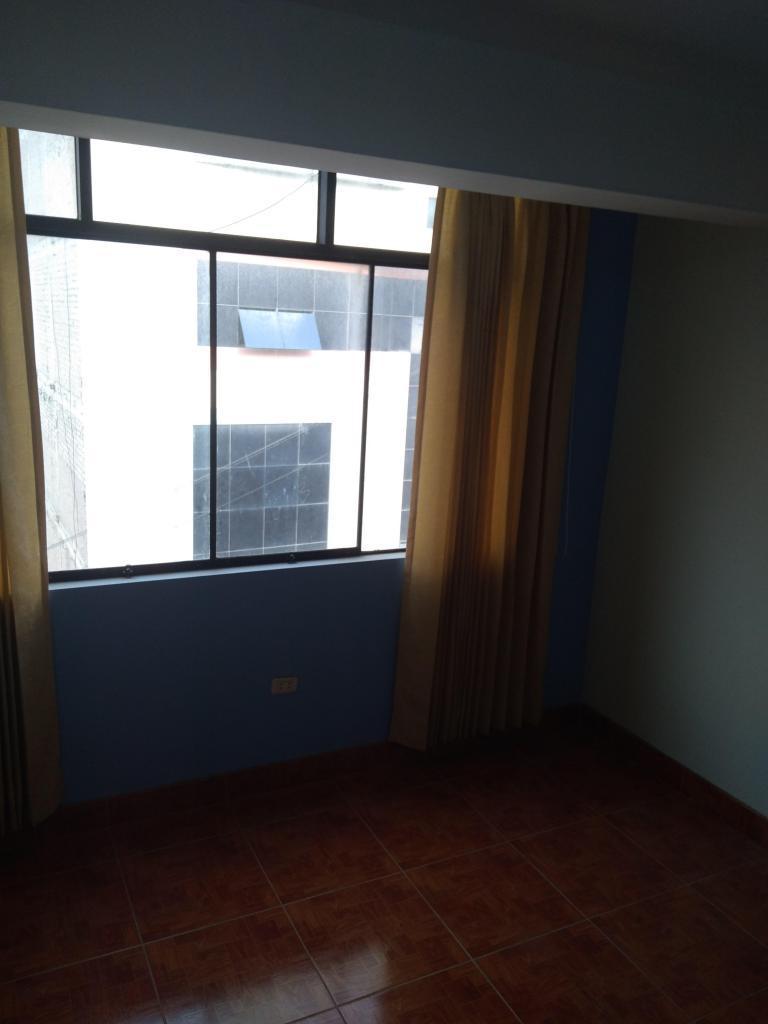 ALQUILO HABITACIÓN CUARTO SOLO PARA ESTUDIANTES