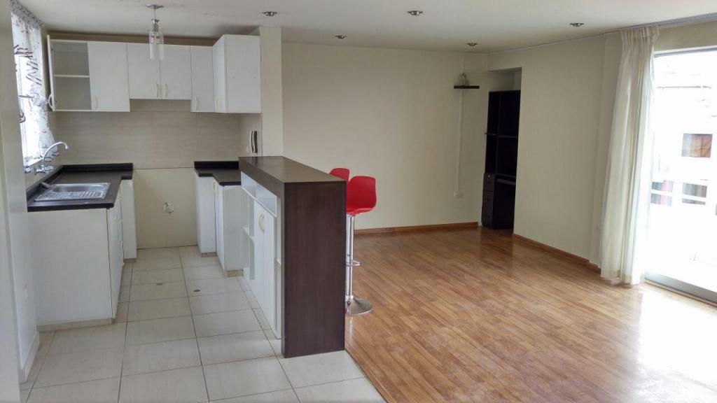 OFERTA! DEPARTAMENTO EN JOSE LUIS BUSTAMANTE, URB PRIVADA 5TO PISO CON ASCENSOR