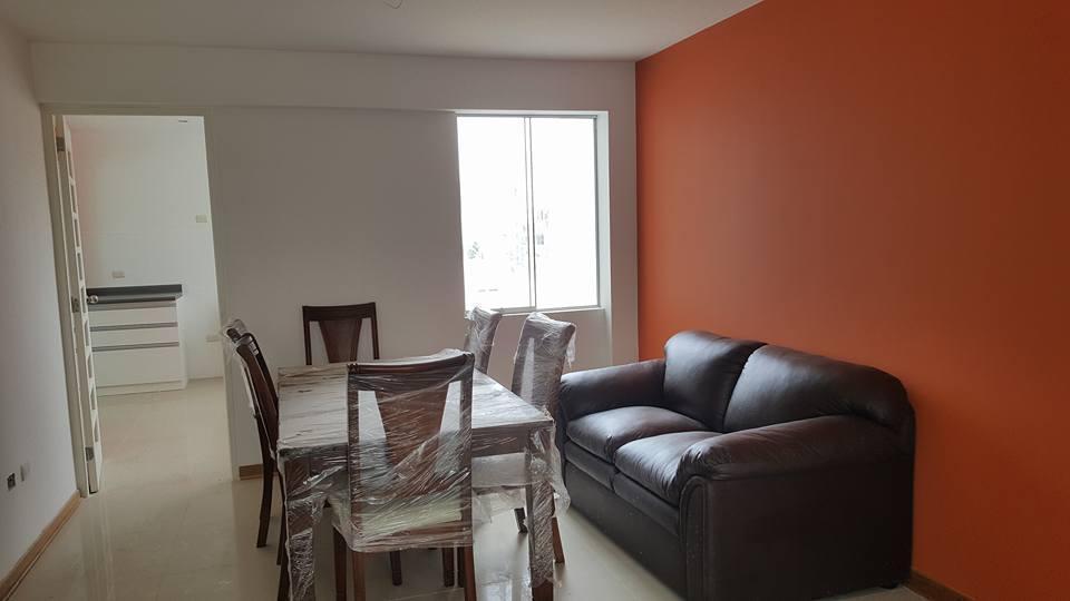 ALQUILO DEPARTAMENTO SEMIAMOBLADO EN URB. EL GOLF