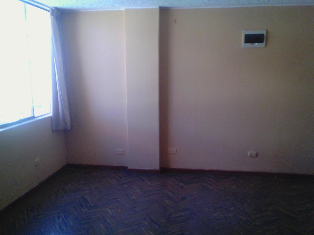 ALQUILO MINI DEPARTAMENTO PARA FAMILIA CORTA