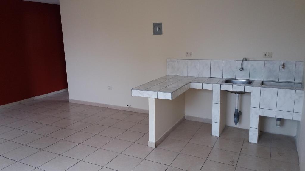 DEPARTAMENTO EN SEGUNDO PISO FRENTE A PARQUE 75 M2