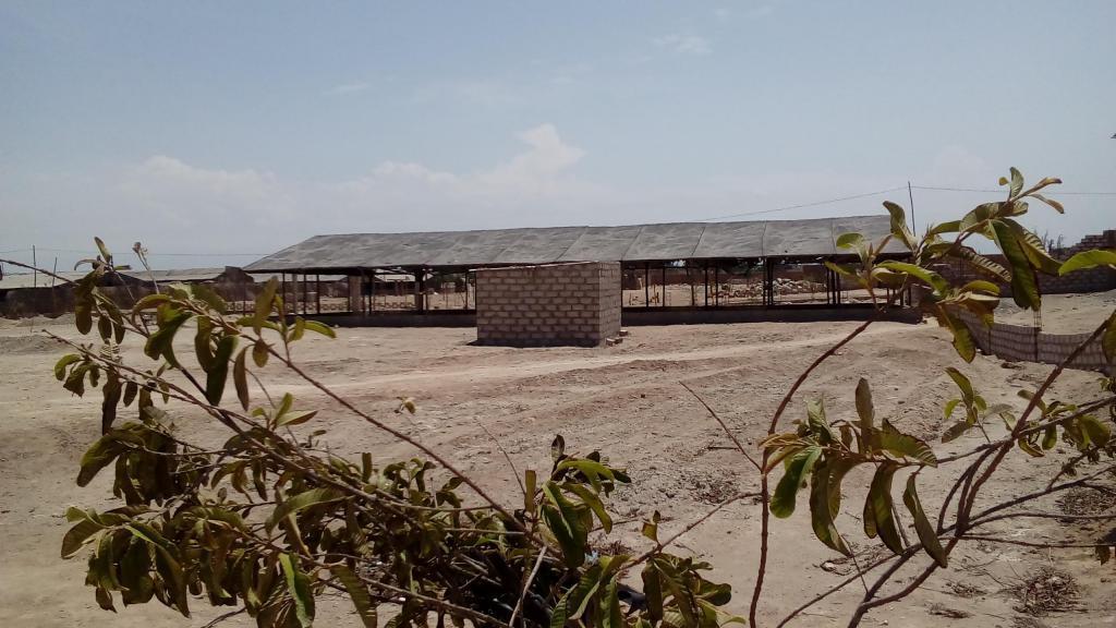 TRASPASO TERRENO PARA GRANJA EN MAJES PEDREGAL