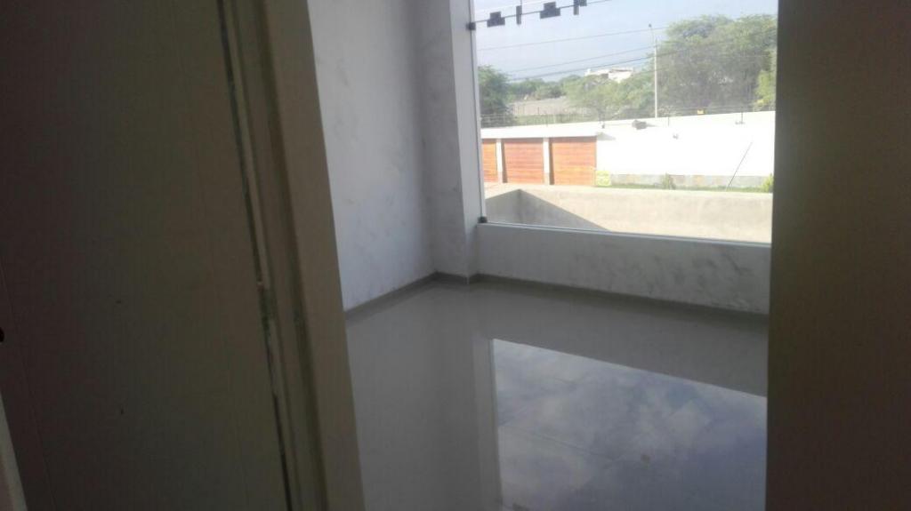 Venta de casa en Loma Blanca