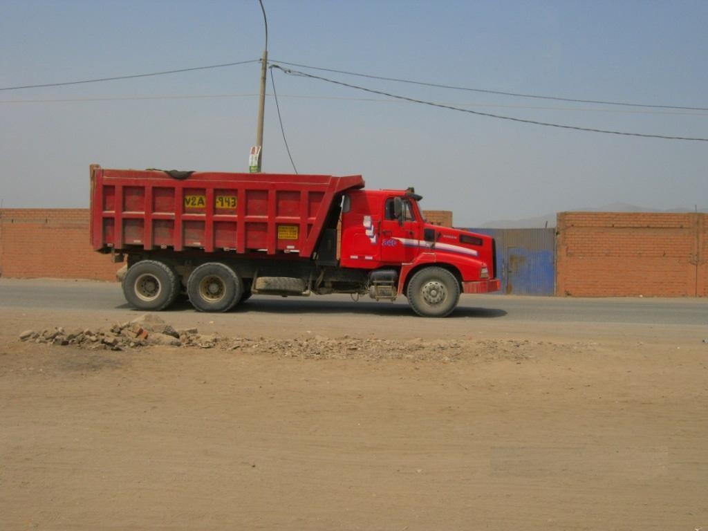 2000 mt Dos Frentes Viviendas o taller 200 dolares mt