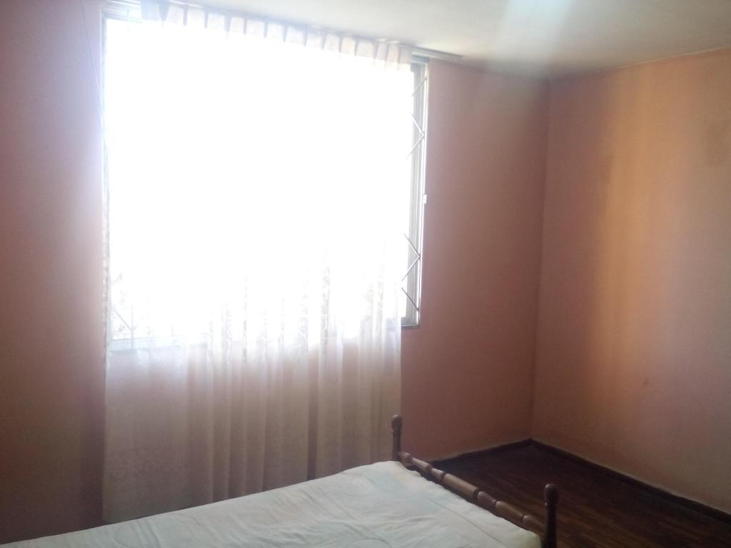 ALQUILO HABITACIÓN PARA SEÑORITA EN SAN ISIDRO