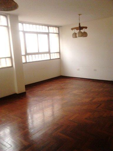 OPORTUNIDAD..DUPLEX 2DO y 3ER PISO MAS AZOTEA CERRADA URB.SANTA EDELMIRA