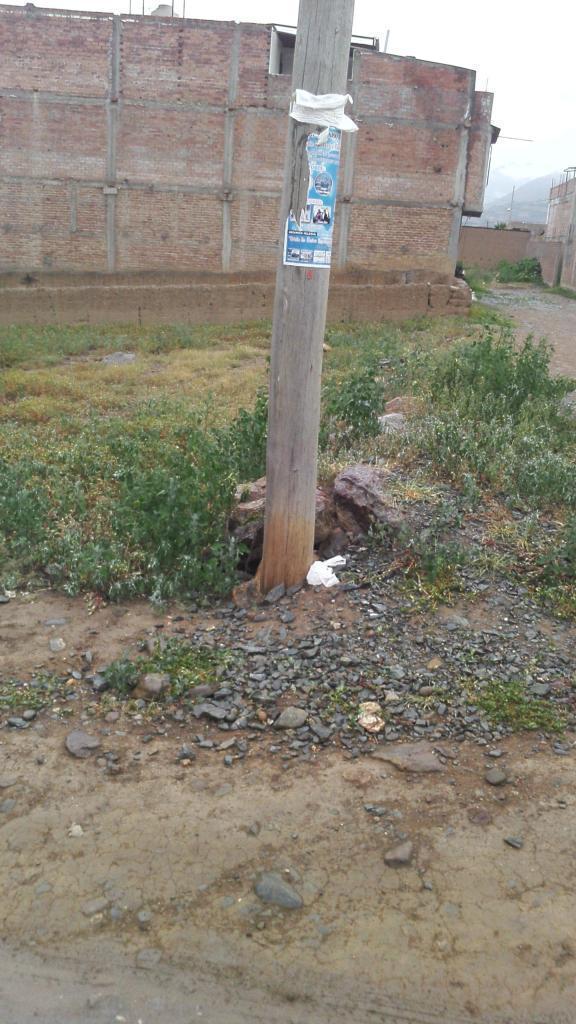 OCASION TERRENO DE 140 MTS. EN LA ESPERANZA CON TITULO DE PROPIEDAD EN ESQUINA