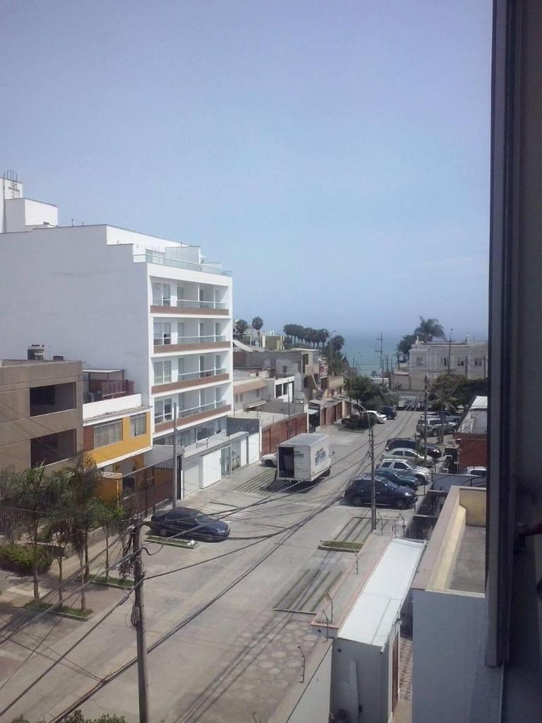 Lindo Amplio Duplex con vista al mar límite Miraflores con Magdalena
